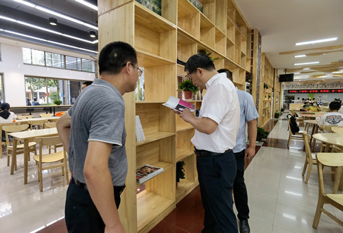 校纪委书记傅关福检查后勤保障部开学工作强调以生为本